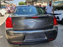 كرايسلر 300